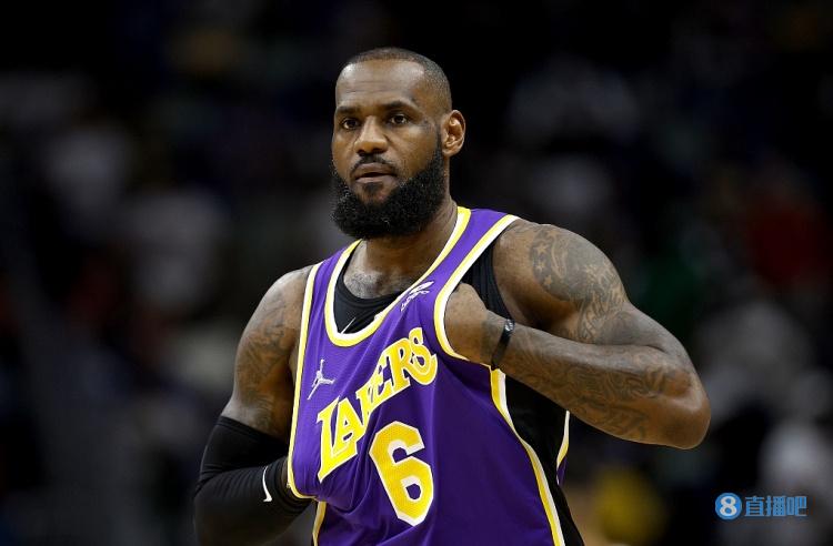 何他能在 何他能在