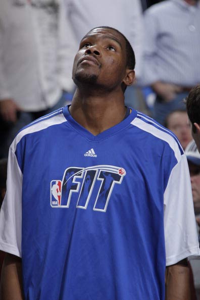 舆论瞬间沸 舆论瞬间沸